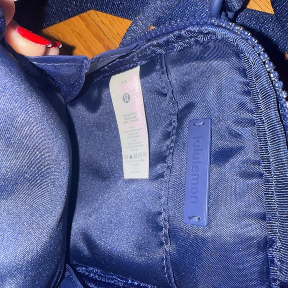 lululemon athletica Camo Crossbody Bag - Picture 6 of 6